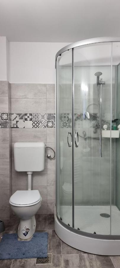 Lunca de Sus Karacsony Guest House מראה חיצוני תמונה
